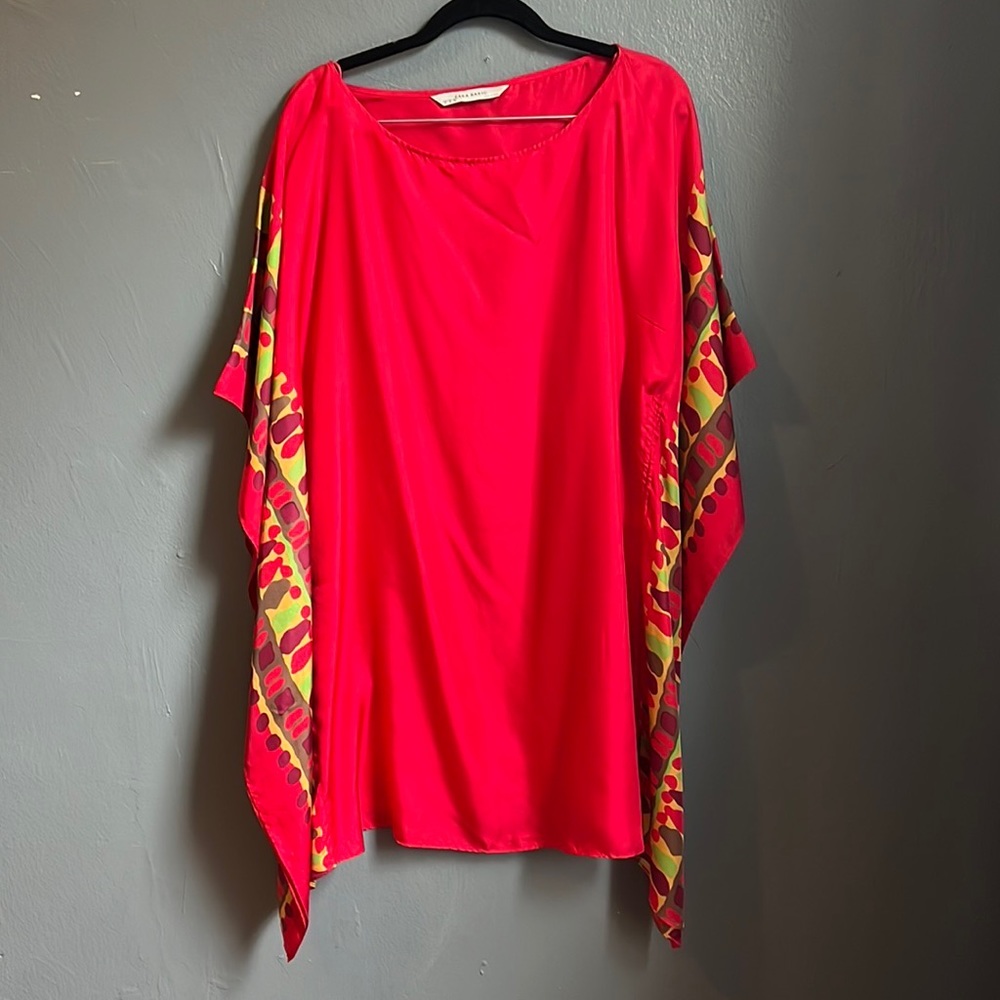 Zara short red kaftan - size S